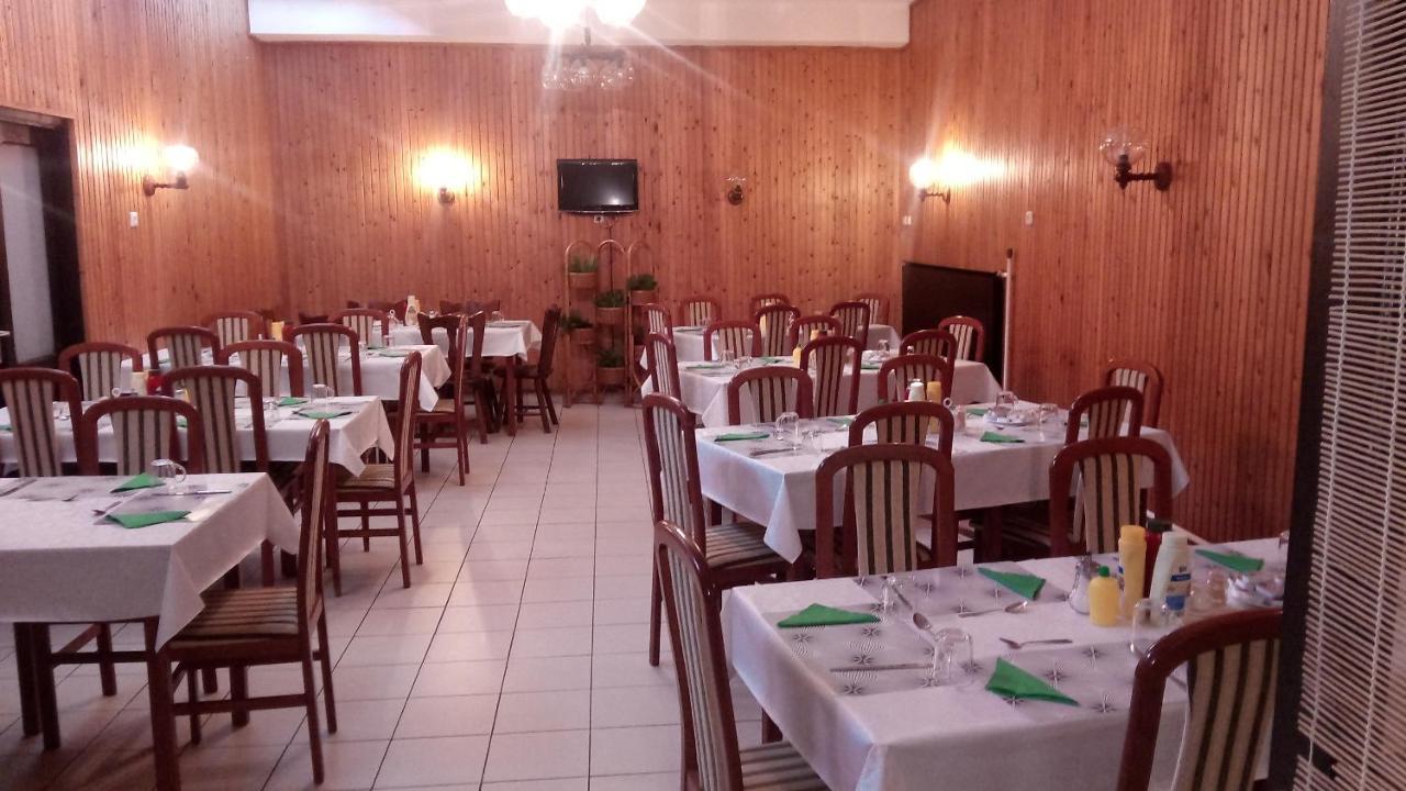 فندق Abacon Vendeghaz-Breakfast House Miskolctapolca المظهر الخارجي الصورة